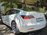 Tesla Model 3-4
