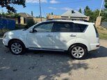 Mitsubishi Outlander-4