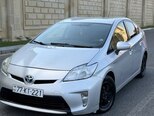 Toyota Prius-2