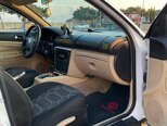 Volkswagen Passat-11