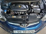 Hyundai Elantra-15