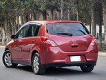 Nissan Tiida-10