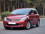 Nissan Tiida-12