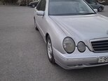 Mercedes E 220-4