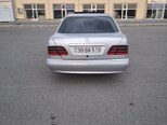 Mercedes E 220-7