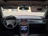 Mercedes E 220-10