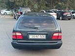 Mercedes E 240-5