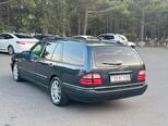 Mercedes E 240-6