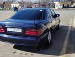 Mercedes E 230-6