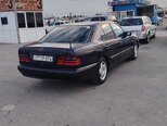 Mercedes E 230-5