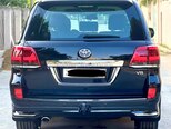 Toyota Land Cruiser-6