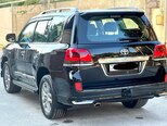Toyota Land Cruiser-8
