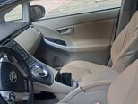 Toyota Prius-4