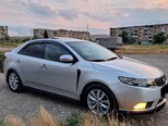 Kia Cerato-5