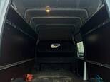 Ford Transit-13