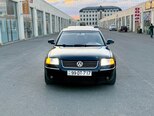 Volkswagen Passat-1