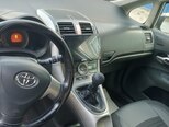 Toyota Auris-11