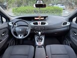 Renault Scenic-12