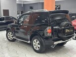 Mitsubishi Pajero-6