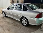 Opel Vectra-4