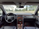 Mercedes E 240-15