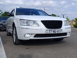 Hyundai Sonata-1