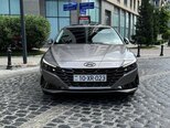 Hyundai Elantra-1