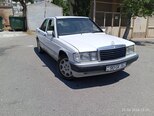 Mercedes 190-1