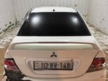 Mitsubishi Lancer-5