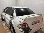 Mitsubishi Lancer-7