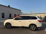 Nissan Pathfinder-5