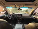 Nissan Pathfinder-13