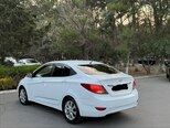 Hyundai Accent-8
