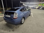 Toyota Prius-12