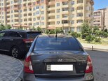 Hyundai Accent-6