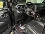 Jeep Wrangler-21