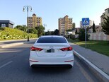 Hyundai Elantra-5