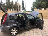 Ford Fusion-15