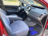Toyota Prius-10