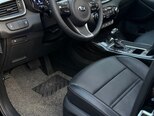 Kia Sorento-11