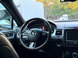 Volkswagen Touareg-11