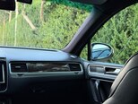 Volkswagen Touareg-12