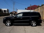 Mercedes GL 550 4MATIC-2