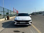 Hyundai Elantra-6