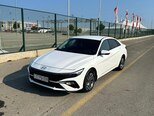Hyundai Elantra-7