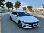 Hyundai Elantra-3