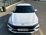 Hyundai Elantra-4