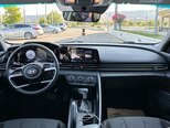 Hyundai Elantra-11