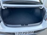 Hyundai Elantra-15