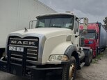 Mack Granite-2